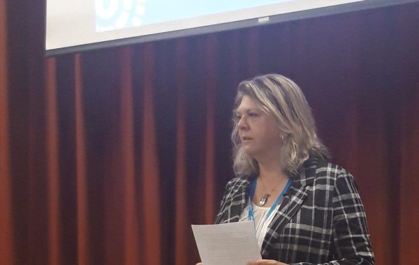 Patient volunteer Sue Watkins speaking at the British Pain Society Conference 2019